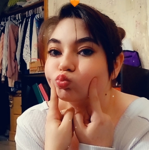 Meet your Posher, Bella - Picture 1 of 1